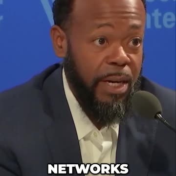 Dr. Justin Goldston of Gemach DAO discussing blockchain w/ policymakers in Washington D.C.