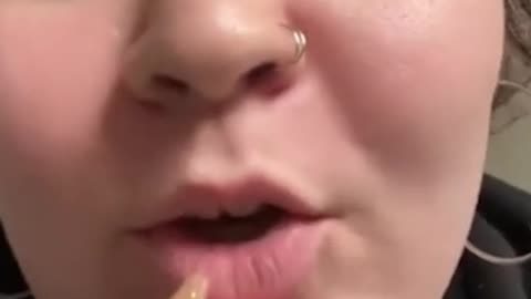 "¿Mi vara está muy alta?": una joven plantea tres requisitos a hombres para salir con ella