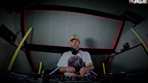Peaktime Techno Madness 🚀 | DJ Mix #40 by Dennis Engelhardt (2025 Bangers!)