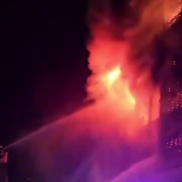 Incendio en centro comercial de Irak deja más de 60 muertos