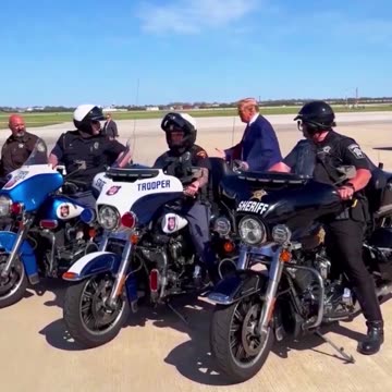 WE LOVE OUR HEROES!!!💙🇺🇸