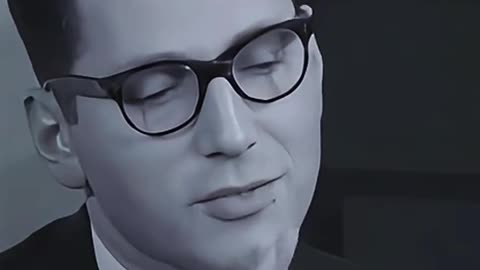 Tom Lehrer, influential musical satirist, dies at 97