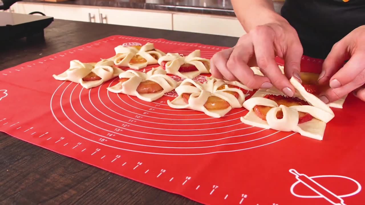 Quick & Budget-Friendly Puff Pastries with Apples – So Easy and Delicious!