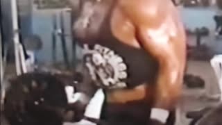 The icon.....hulk hogan putting in work