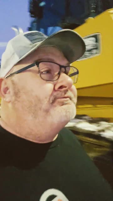 31 YEARS TODAY #truckesvlogs #truckdriver #truckdriver #trucker #trucker #longhaultrucker