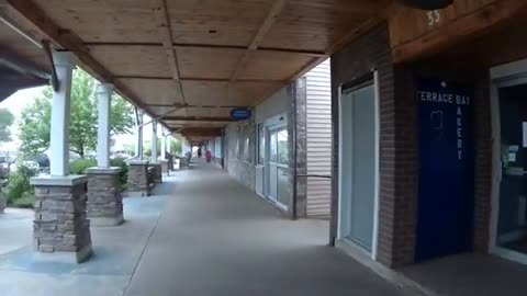 Exploring Terrace Bay Ontario Simcoe Plaza 4K HD - Turtle Island Northwest