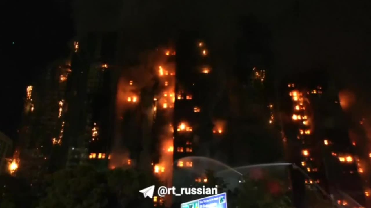 A massive fire has been raging since this morning in Hong Kong's skyscrapers.