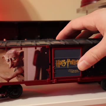 Unboxing Lionel Chamber Of Secrets Train Cart | Harry Potter Train