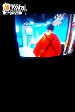 A turma do chaves posso comer um bolinho por favor.mp4