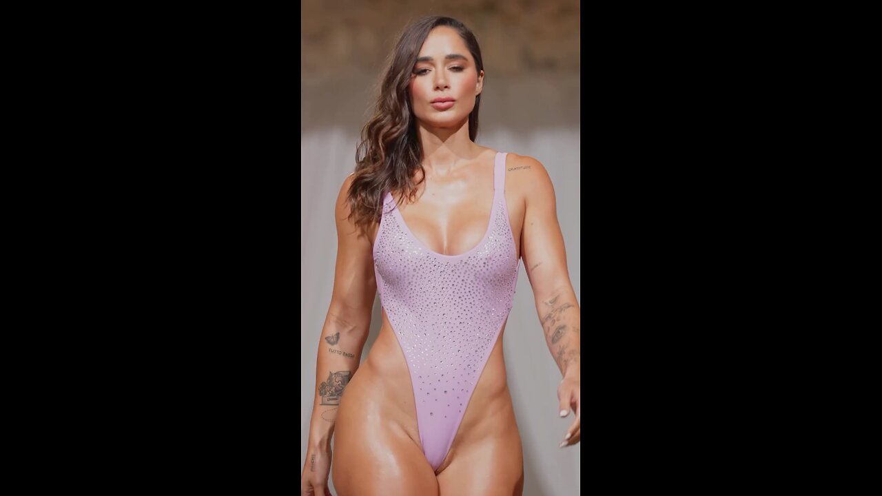 Bruna Luccas | Super Saiyan Queens