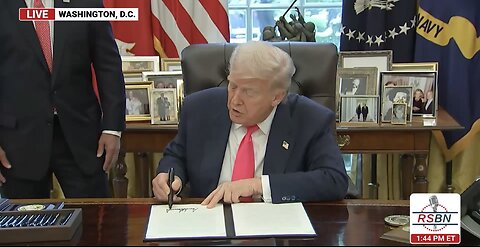 TRUMP❤️🇺🇸🥇🪽🕺DELIVER REMARKS🤍🇺🇸🏅🪽SIGNS PROCLAIMATION~SOCIAL SECURITY ACT📜✍️IN OVAL OFFICE💙🇺🇸🏅🪽🏛️⭐️