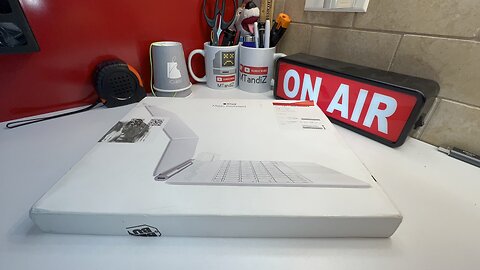 Open BoX Look at Apple Magic Keyboard for iPad Air 13-inch M3 White Model: MDFW4LL/ASKU: 6589024