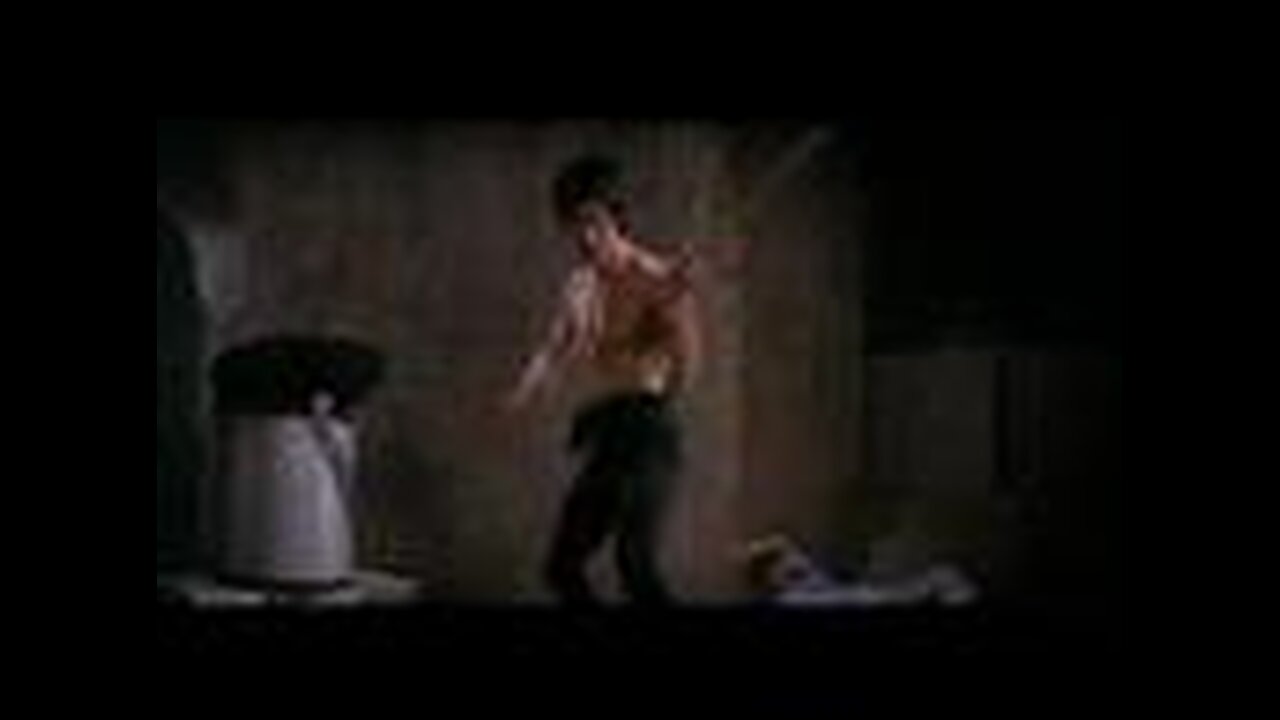 Cross kick Studio Films Bruce Lee Enter the Dragon
