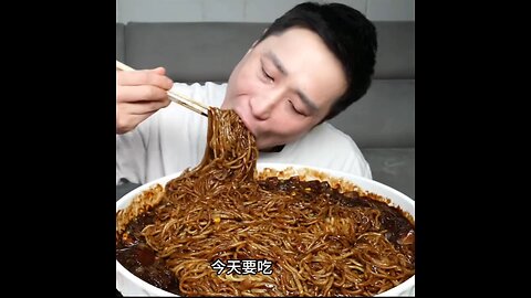Korean jajangmyeon with kimchi