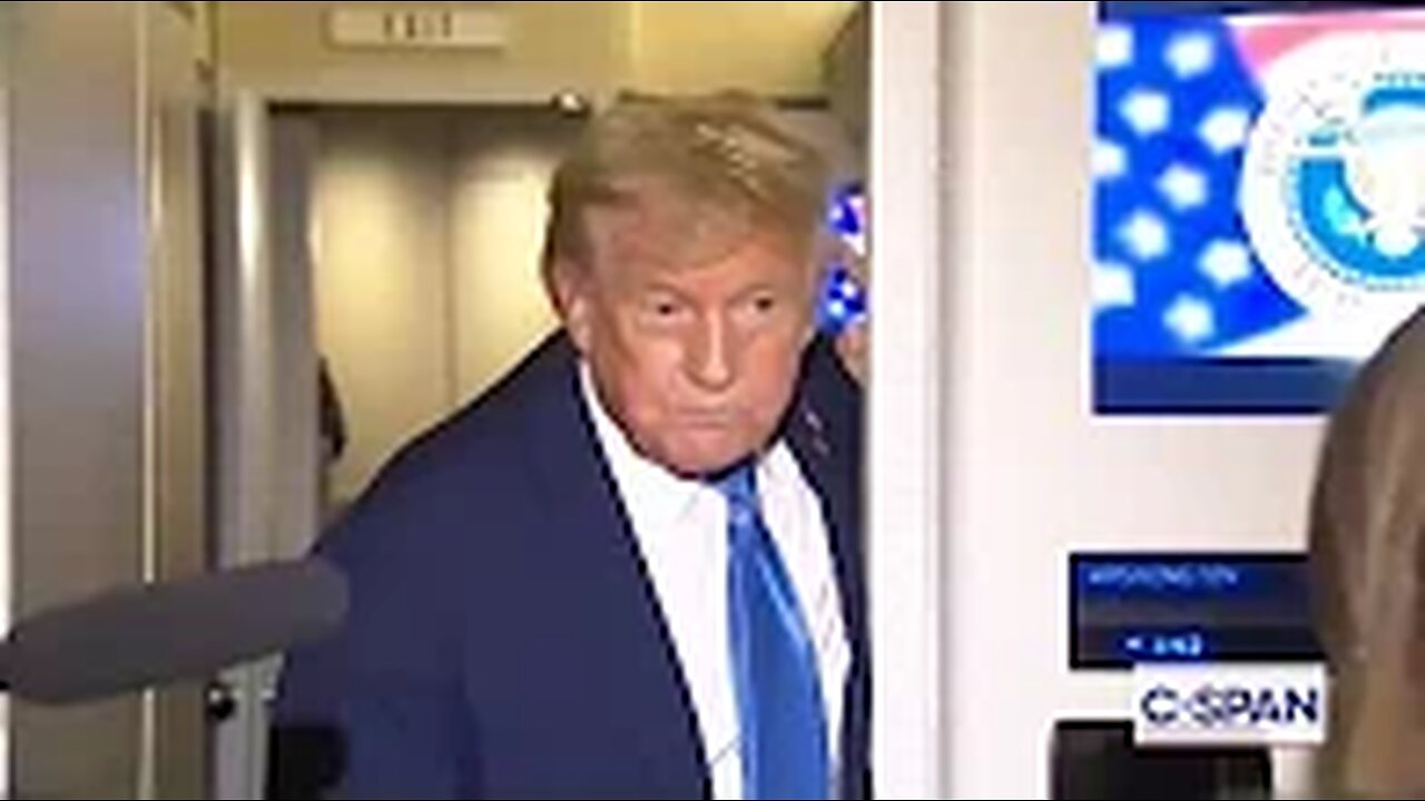 Trump BLOWS OFF Tulsi Gabbard, TROUBLE IN PARADISE