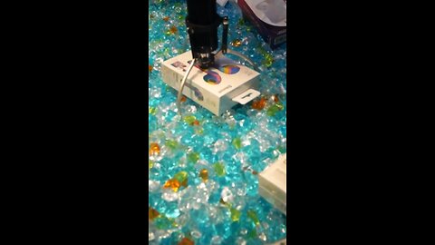 AirPods Claw Machine! 🍎