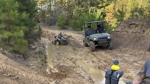 Mudaholic 2025 trey pulling Walker out