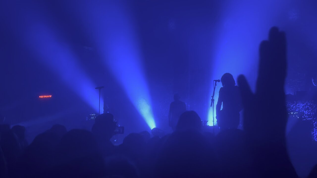 The Sisters of Mercy play “Lucretia my Reflection”