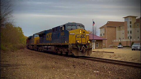 CSX 5253 and BNSF 6661 Curve and Sunset Action in Prescott, Wisconsin!