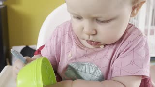 Baby Kayla’s First Messy Self-Feeding | Cute BLW Moment
