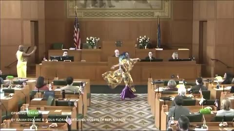 Oregon House of Representatives… a drag show on the House floor