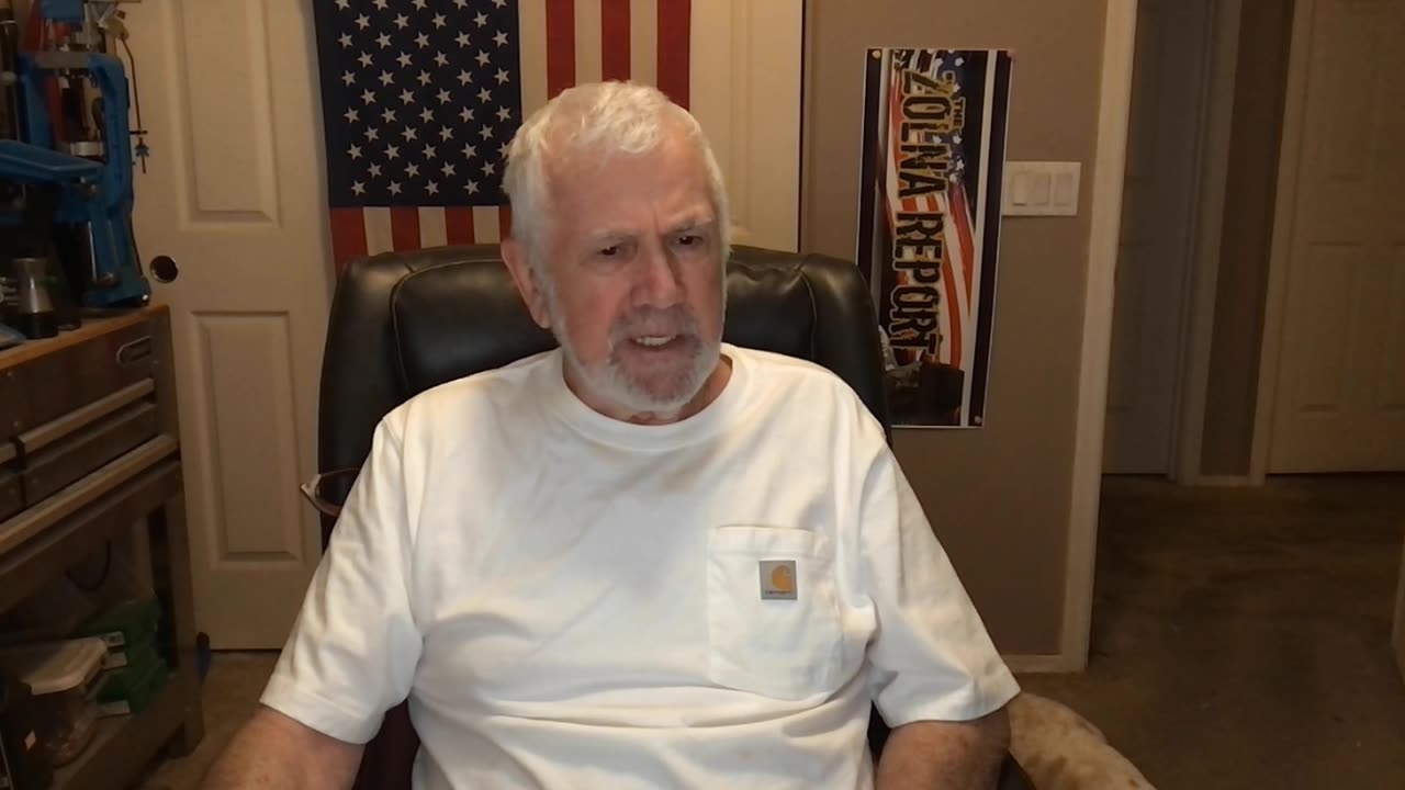 Hawaii's Kilauea Erupts, Shooting Lava 330' Into The Air!