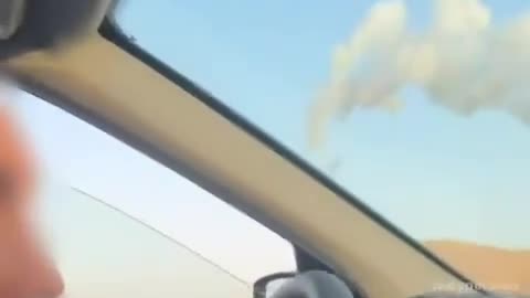🇮🇷💥 Wow… An Iranian truck carrying a missile defense system was targeted