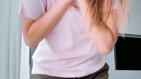 "Sexy Dance Vibes – Watch Till the End! 💋"