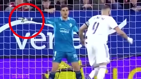 200 IQ Moments In Football 🧠⚽️