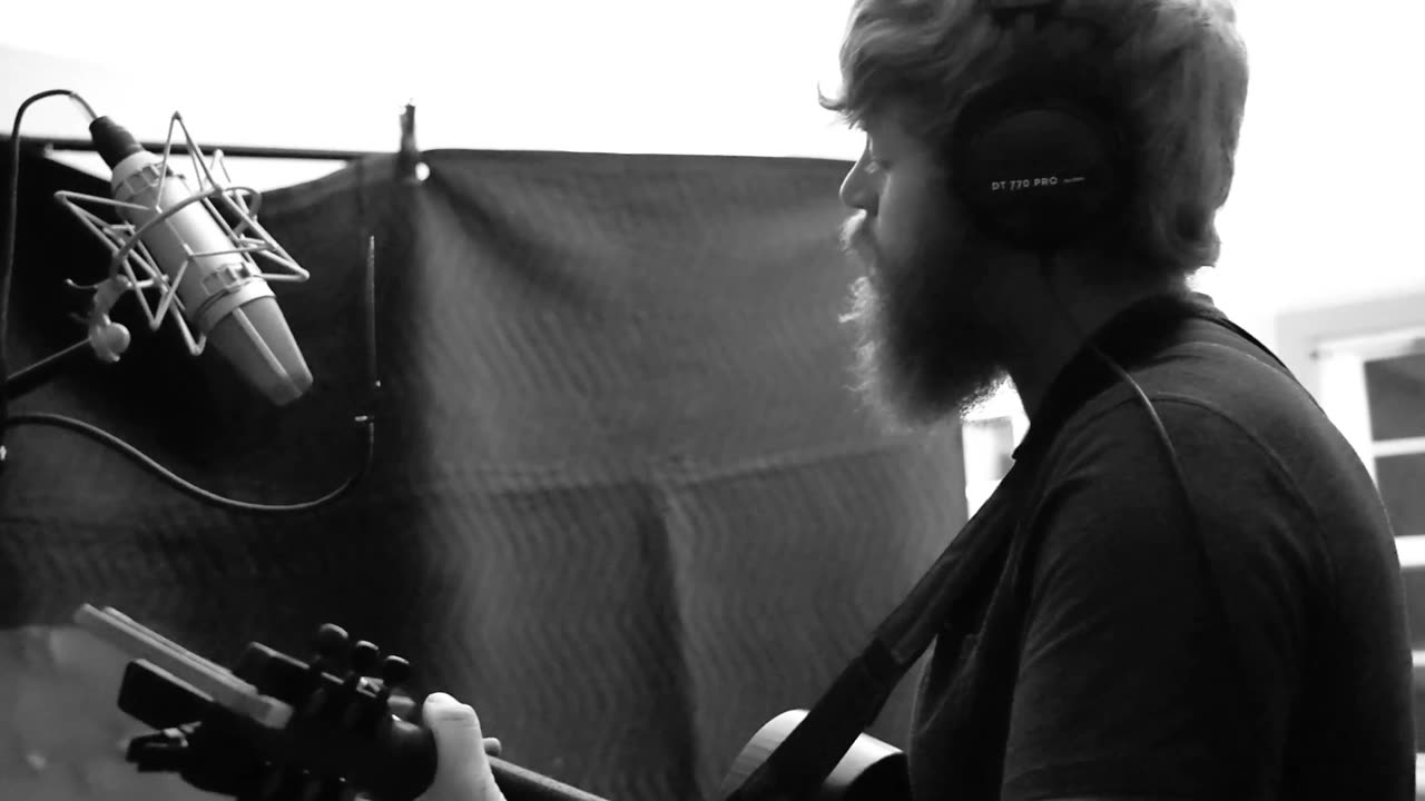 Oliver Anthony: Scornful Woman [Full Song and Music Video]