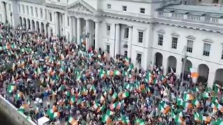 🇮🇪 IRELAND - Aerial footage of the massive rally against the Govt & against immigration in Dublin
