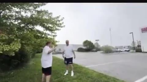 Alleged Predator Caught in Sting Operation While Trying to Meet a Minor 🚨