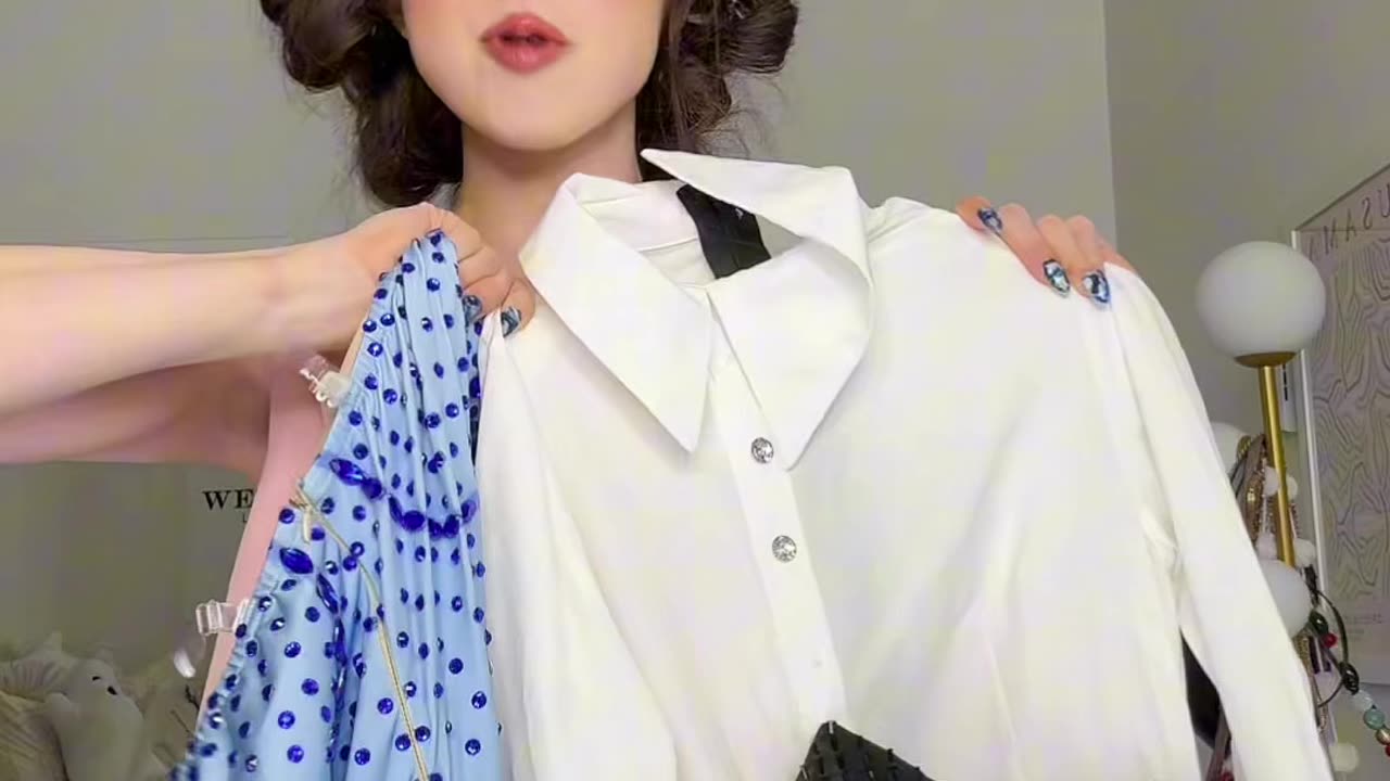 Sabrina carpenter concert costume ideas