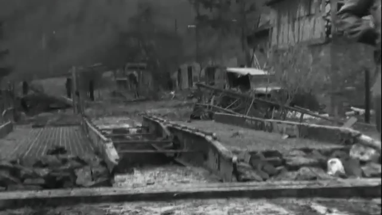 FIGHTING IN TOWN OF ... - FIGHTING IN TOWN OF KONIGSFELD, GERMANY ; CIVILIANS THROUGH - 111-adc-3578