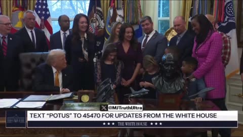 Adorable kid tells President Trump where Milk comes from… ❤️❤️❤️