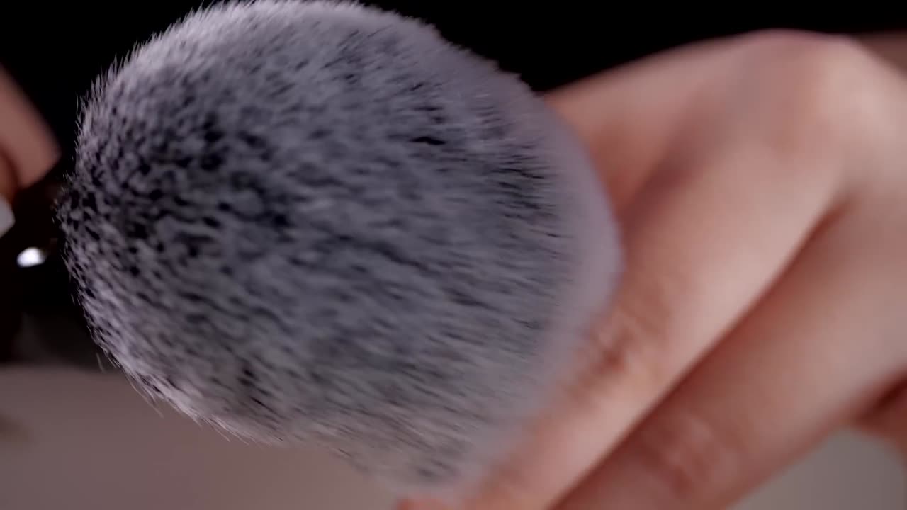 ASMR Up Close Tickling Trigger Words๐๐