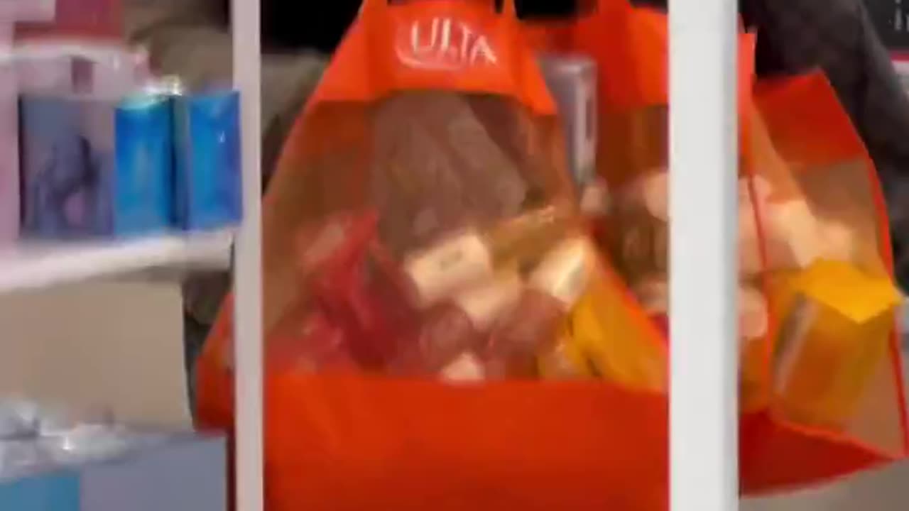 Looting The Cosmetics Section For Reparations Yo!