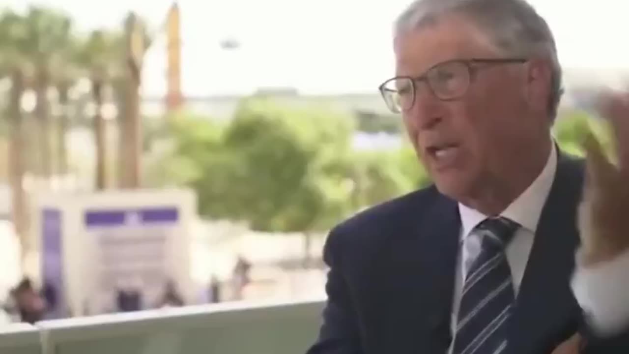 Bill Gates explains why it's okay for him to have such a large carbon footprint, but...