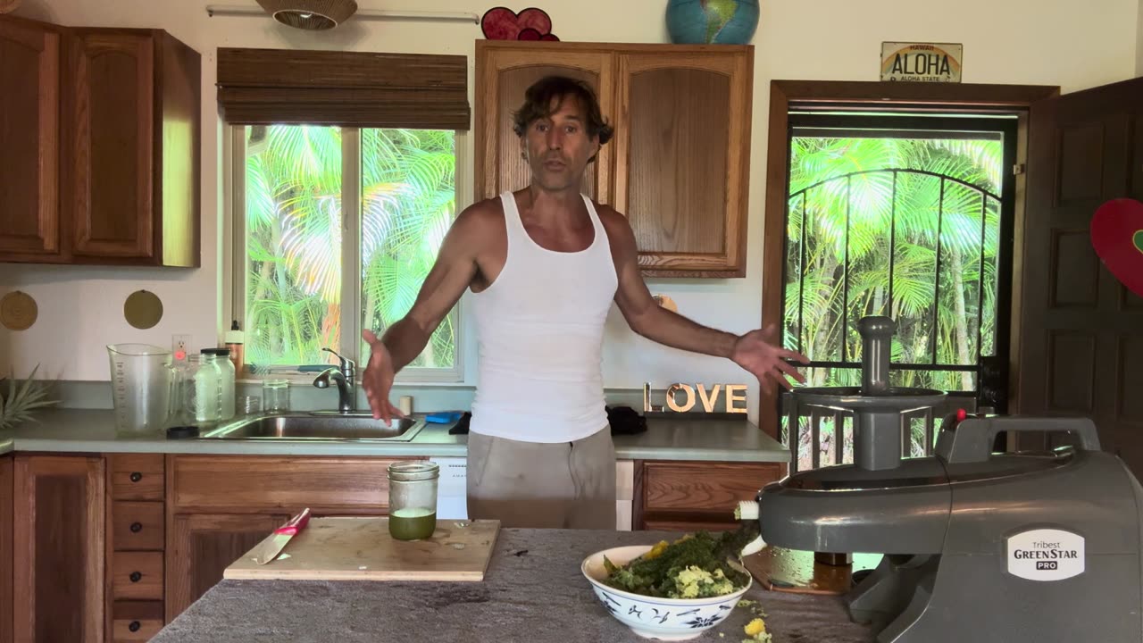 GREEN JUICE RECIPE TO DISSOLVE BIOFILMS AND KILL PARASITES!
