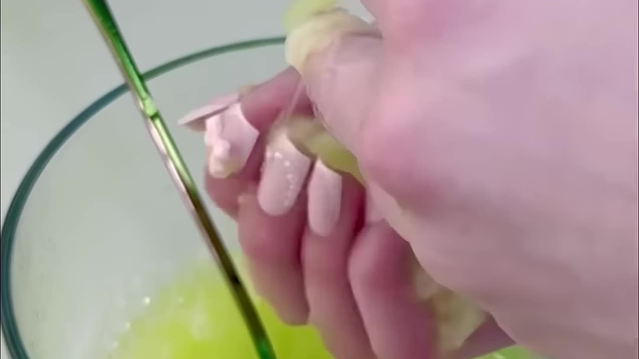 TOILET PAPER NO GLUE NO ACTIVATOR SLIME! *how to make slime without glue & activator*