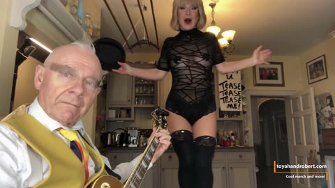 20220123 Toyah & Robert's Sunday Lunch - Should I Stay Or Should I Go [ZxQbCU7h8Is]