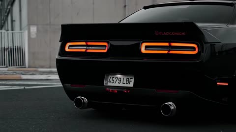 Dodge Challenger Hellcat Widebody – American Muscle Unleashed 🔥💨