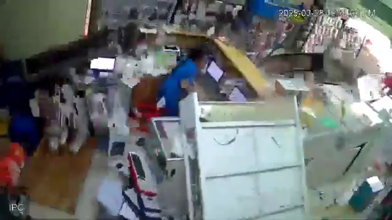 Horrific CCTV Footage of the 7.7 Magnitude Earthquake in Myanmar