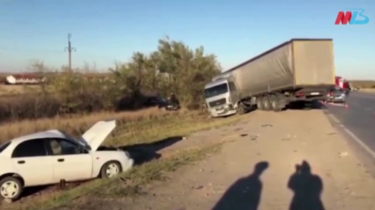 Shocking Road Moments 20🚗🚦😱🔥