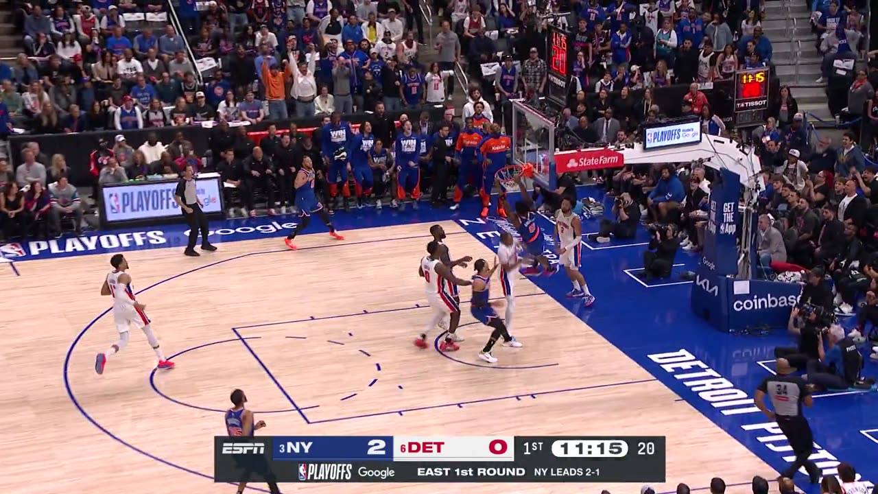 NBA - KAT BLOCK 🚫 OG SLAM 💥 Knicks coming out with ENERGY