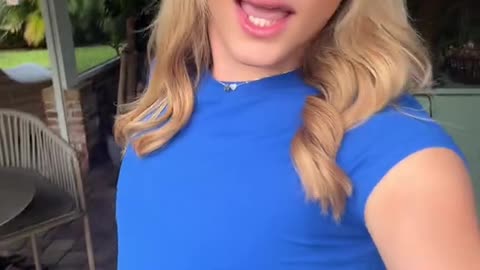 Young tgirl here to you