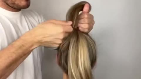 how to make a cool hairstyle in 10 seconds! 💖