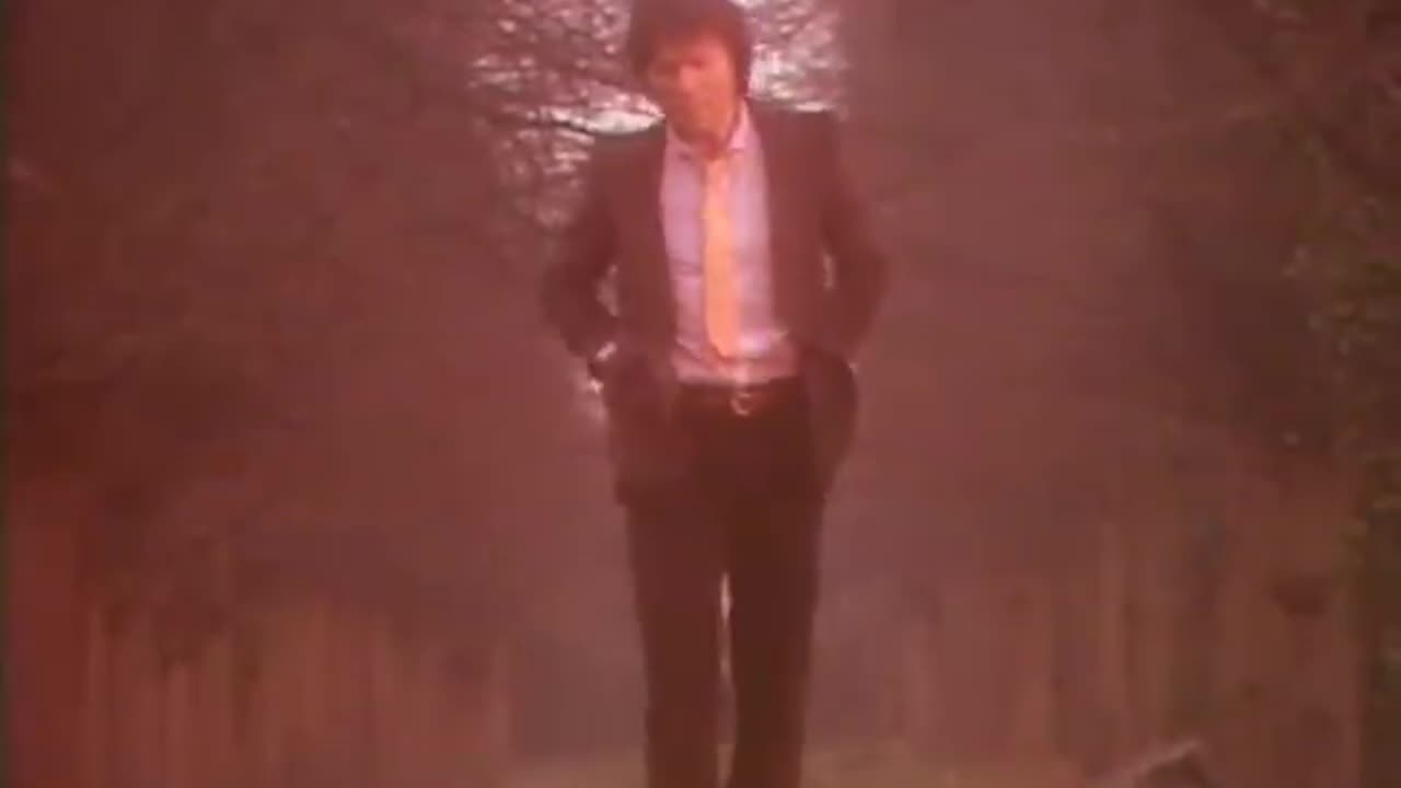 Cliff Richard - A Little In Love