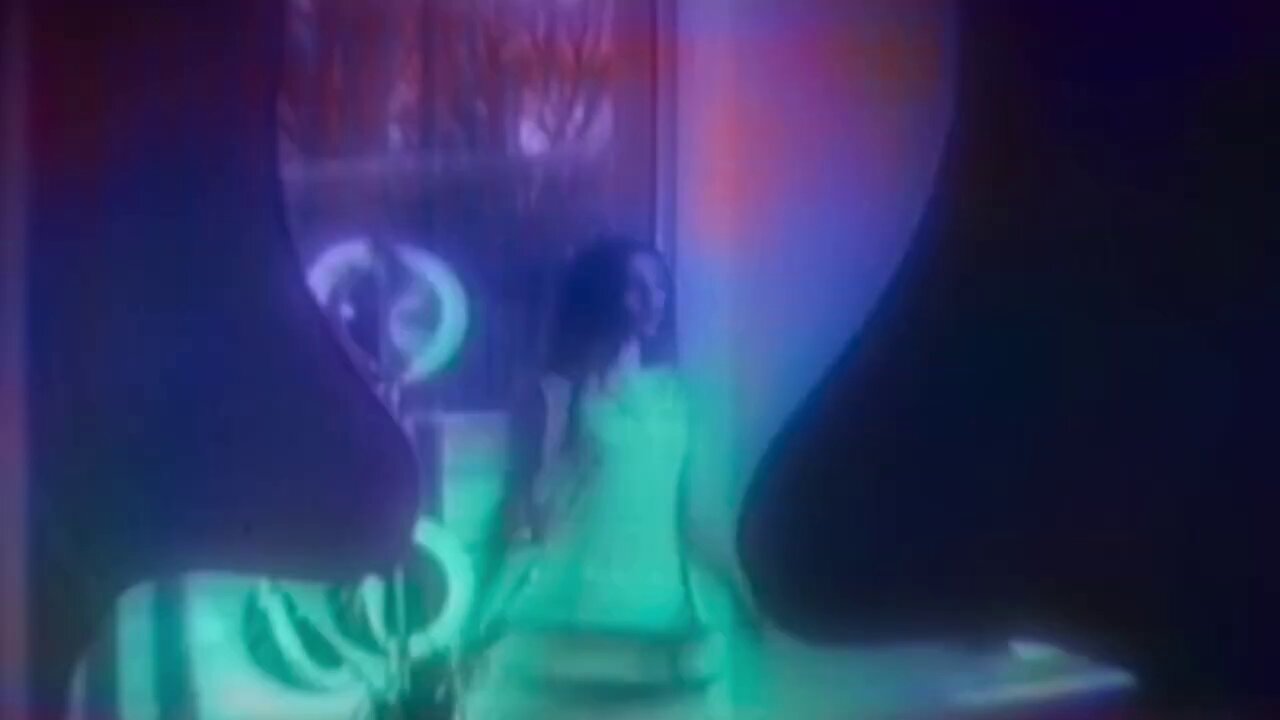 Here She Comes Now ~ The Velvet Underground