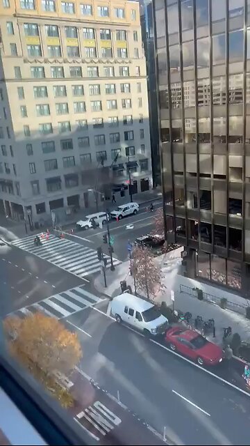 🇺🇸⚡️- The moment the suspected attacker was arrested by National